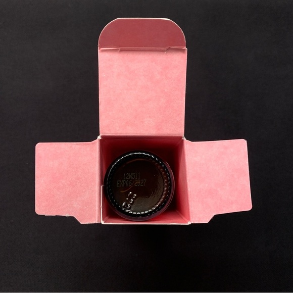 MAD HIPPIE AHA Exfoliating Peel w/ Ceramides & Peptides, Glycolic & Lactic Acid - Picture 3 of 3